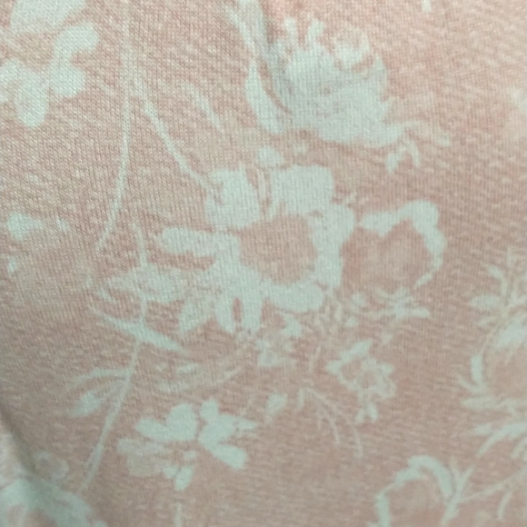 Top - Picture 4 of 5